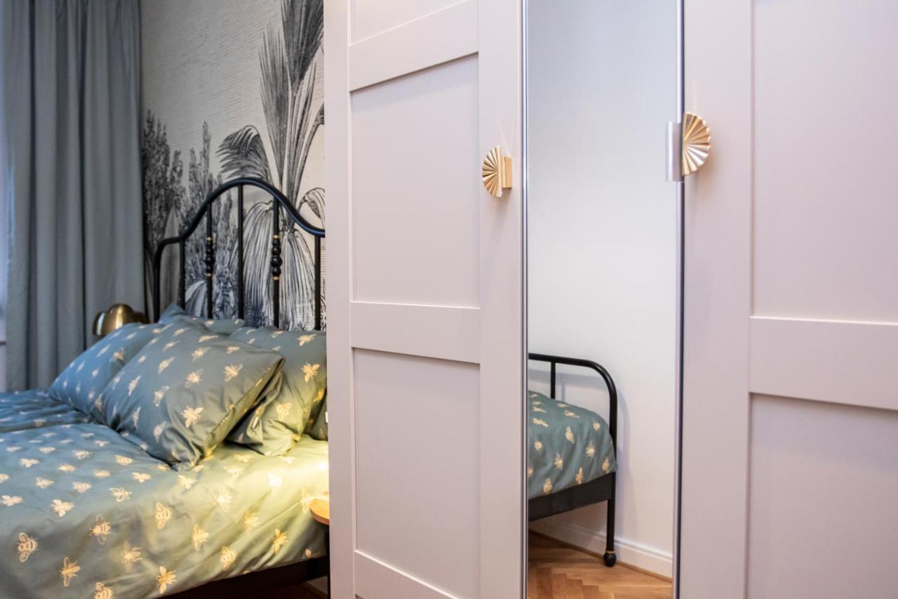Apartament Przy Metrze Wierzbno Z Nuta Vintage Warszawa Eksteriør bilde