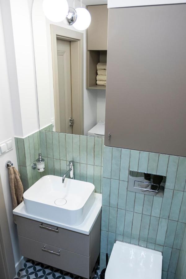 Apartament Przy Metrze Wierzbno Z Nuta Vintage Warszawa Eksteriør bilde
